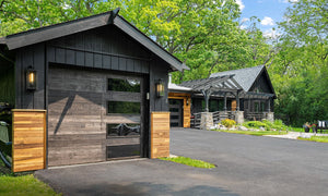 Mettawa, IL | Modern Exterior Cladding in Light Poplar