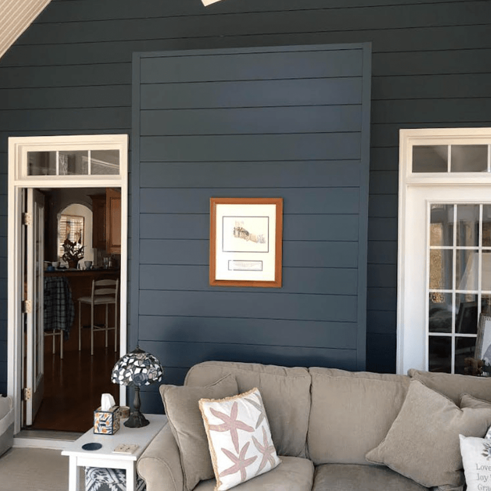 Primed White Wood Shiplap Boards (25 SF)
